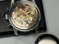 Heren chronograaf polshorloge breitling, navytimer, zwarte wijzerplaat, bouwjaar 60 er jaren - afbeelding 6 van  16
