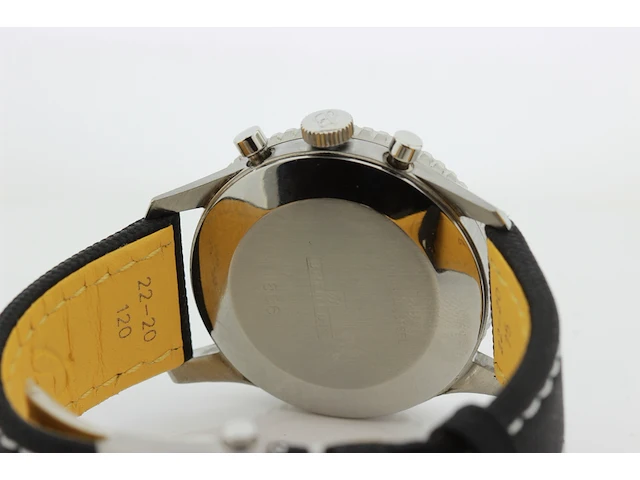 Heren chronograaf polshorloge breitling, navytimer, zwarte wijzerplaat, bouwjaar 60 er jaren - afbeelding 13 van  16