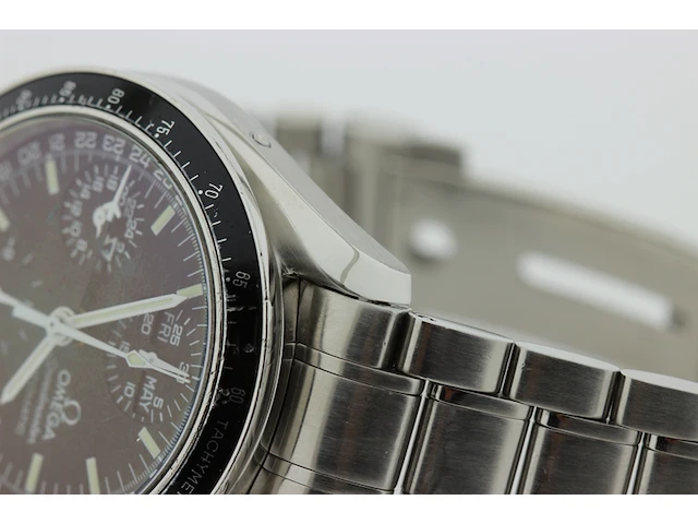 Heren chronograaf polshorloge omega, speedmaster, zwarte wijzerplaat, bouwjaar ca 2000 - afbeelding 4 van  16