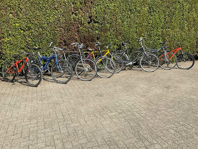 Heren fiets (9x) - afbeelding 1 van  13