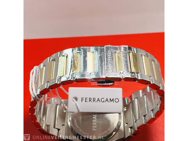 Heren horloge - ferragamo met 16 diamanten van €1500,00 - afbeelding 5 van  10