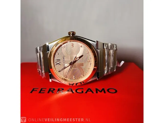 Heren horloge - ferragamo vega met 16 diamanten van €1500,00 - afbeelding 8 van  10