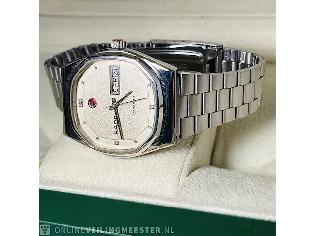 Heren horloge - rado voyager met diamanten accenten - afbeelding 3 van  9