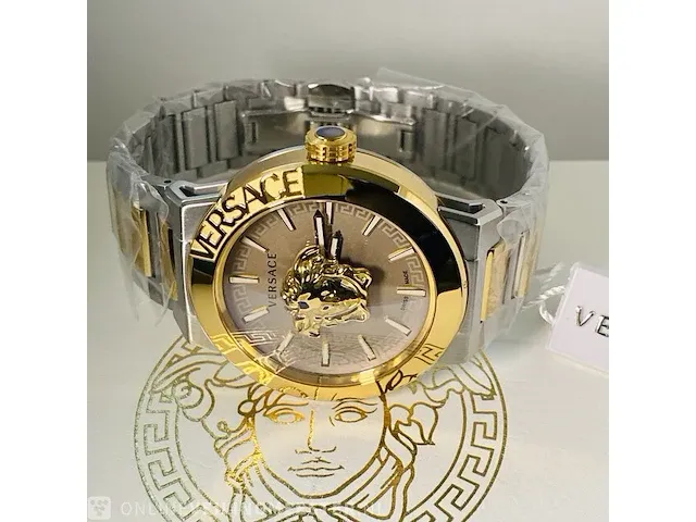 Heren horloge - versace medusa infinite xl van €1500,00 nieuw - afbeelding 10 van  12