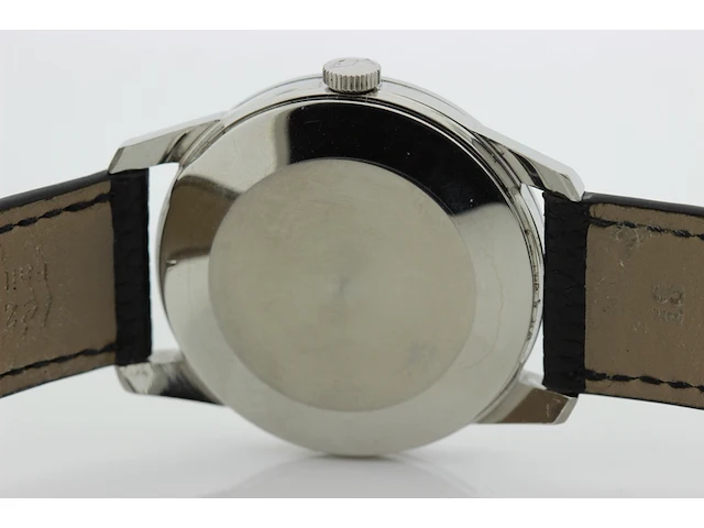 Heren polshorloge iwc, vintage model, zwarte wijzerplaat, bouwjaar 60er jaren - afbeelding 5 van  13