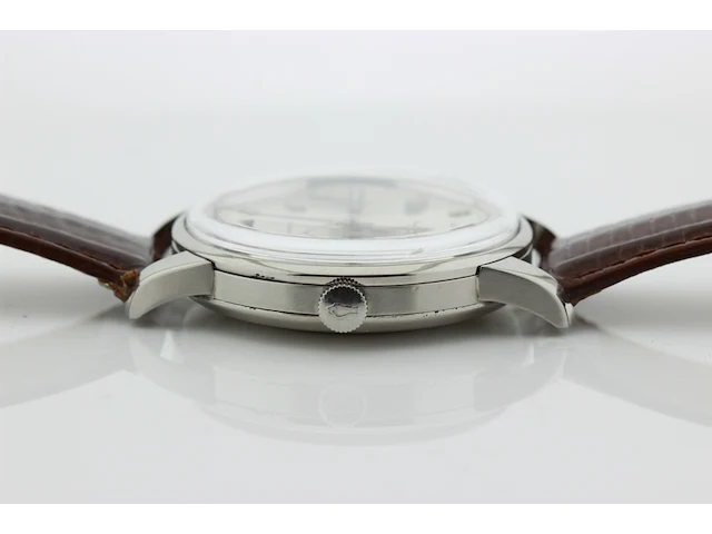 Heren polshorloge iwc, vintage model, zwarte wijzerplaat, bouwjaar 60er jaren - afbeelding 6 van  13