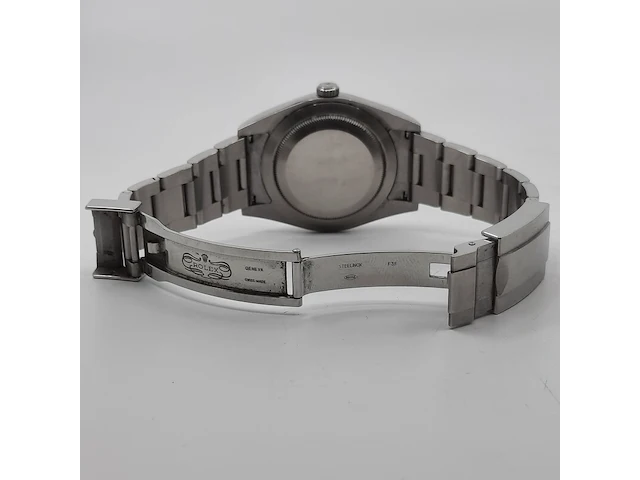 Heren polshorloge, rolex, oyster perpetual 114300 - afbeelding 5 van  25