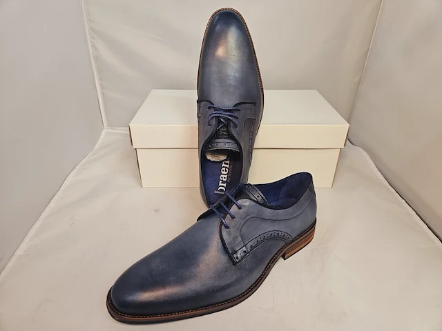 Heren schoenen - braend - maat 42 - afbeelding 2 van  6