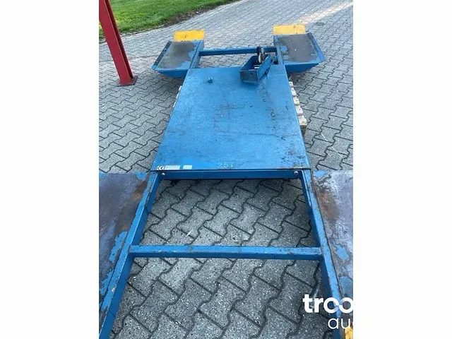 Herkules schade hefbrug - afbeelding 2 van  4