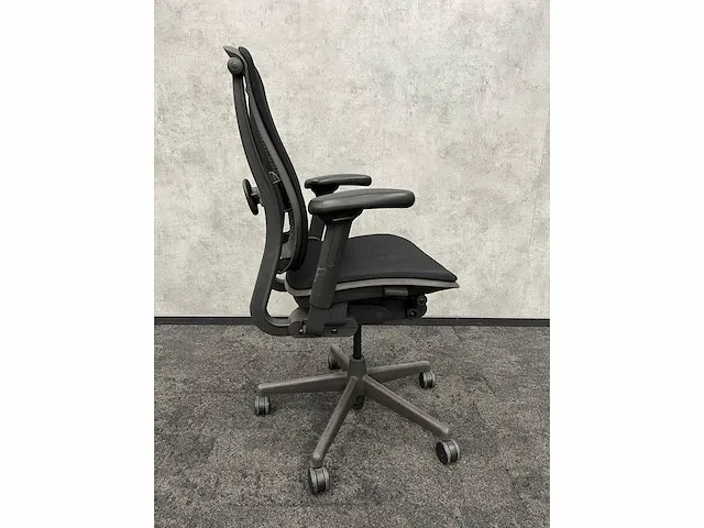 Herman miller - celle - bureaustoel - refurbished - afbeelding 9 van  15
