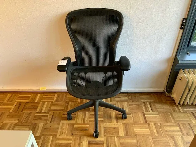 Herman miller aeron bureaustoel - afbeelding 2 van  7