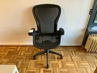 Herman miller aeron bureaustoel - afbeelding 2 van  7