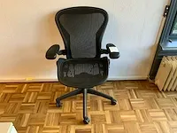 Herman miller aeron bureaustoel - afbeelding 2 van  7