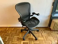 Herman miller aeron bureaustoel - afbeelding 1 van  7