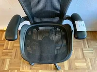 Herman miller aeron bureaustoel - afbeelding 4 van  7