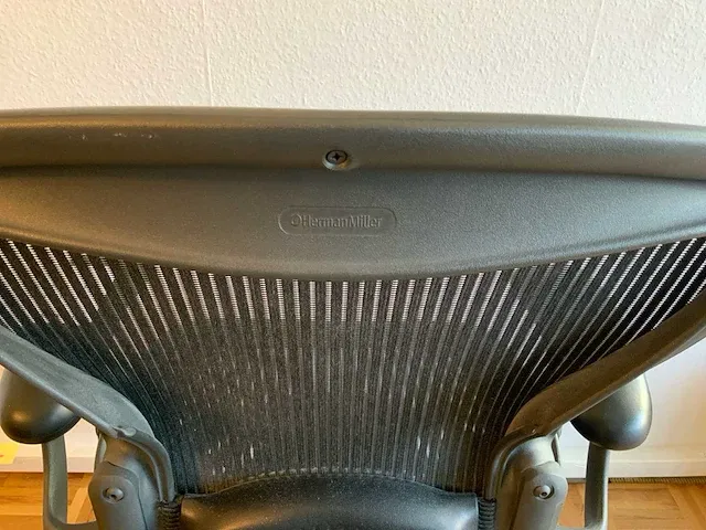 Herman miller aeron bureaustoel - afbeelding 7 van  7