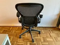 Herman miller aeron bureaustoel - afbeelding 6 van  7