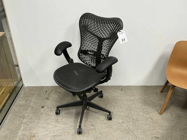 Herman miller bureaustoel - afbeelding 1 van  6