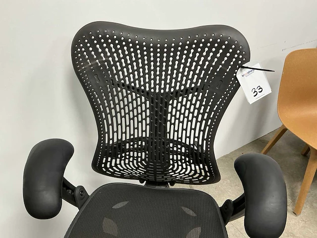 Herman miller bureaustoel - afbeelding 4 van  6