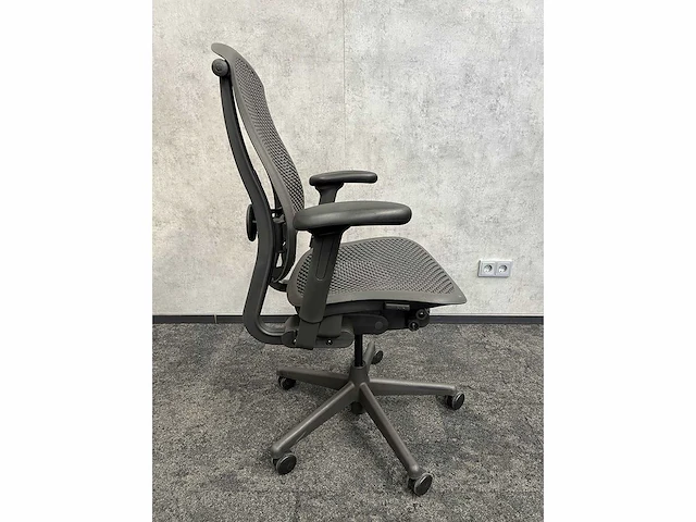 Herman miller celle - ergonomische bureaustoel - afbeelding 7 van  14