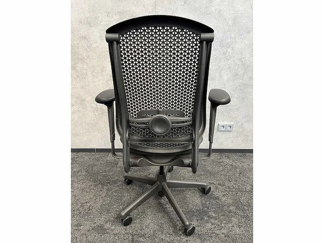 Herman miller celle - ergonomische bureaustoel - afbeelding 9 van  14