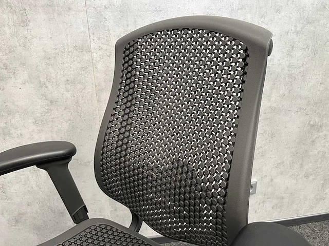 Herman miller celle - ergonomische bureaustoel - afbeelding 11 van  14