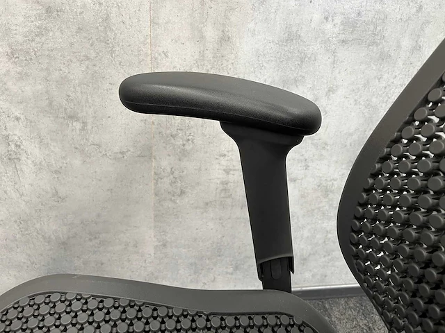 Herman miller celle - ergonomische bureaustoel - afbeelding 13 van  14