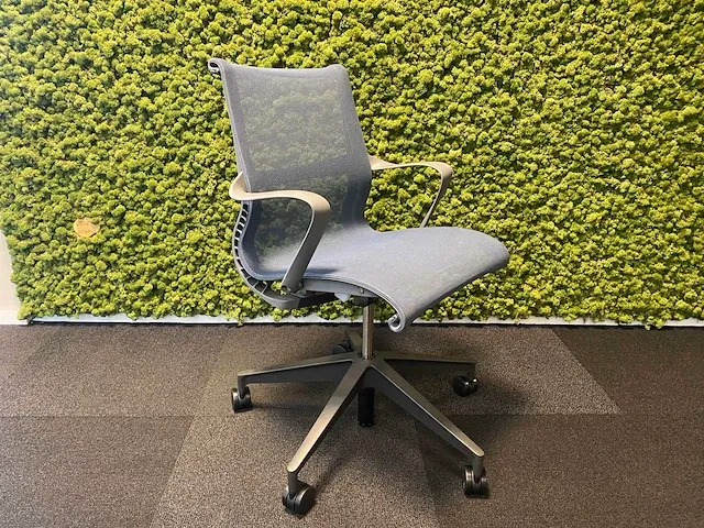 Herman miller/ de vorm - 8 persoons design workbench met verlichting - afbeelding 27 van  51