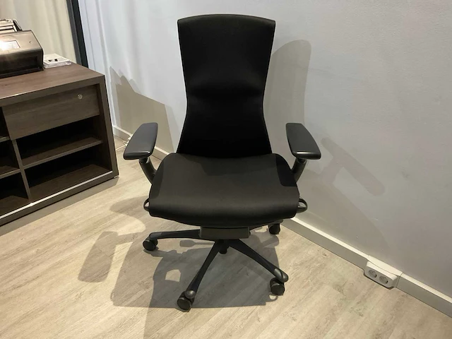 Herman miller embody s bureaustoel - afbeelding 2 van  9