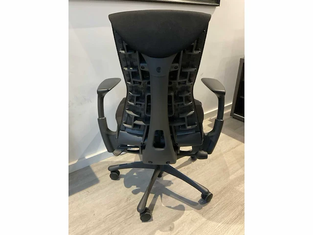 Herman miller embody s bureaustoel - afbeelding 10 van  12