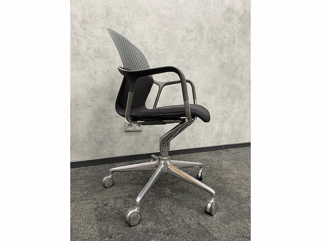 Herman miller keyn - design bureaustoel - afbeelding 13 van  15
