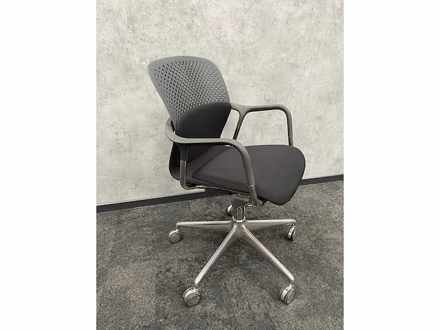 Herman miller keyn - design bureaustoel - afbeelding 15 van  15