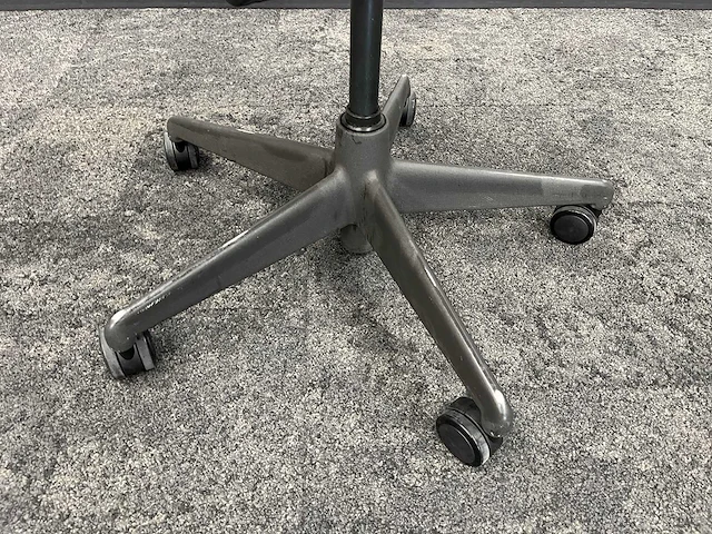 Herman miller mirra - bureaustoel - afbeelding 7 van  18