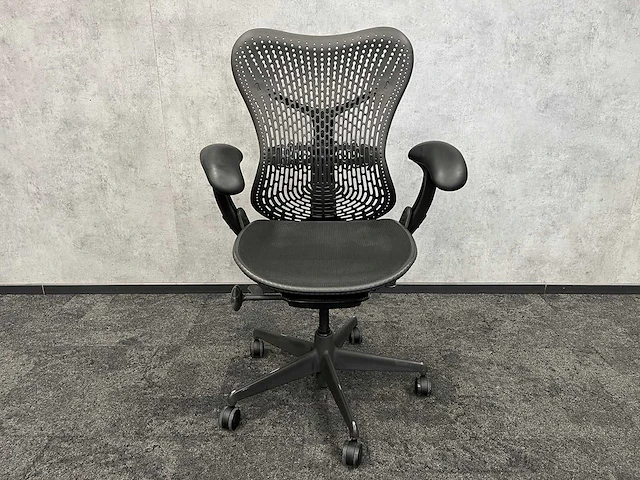 Herman miller mirra - bureaustoel - afbeelding 1 van  18