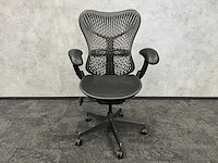 Herman miller mirra - bureaustoel - afbeelding 1 van  18