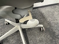 Herman miller mirra - bureaustoel - afbeelding 7 van  15