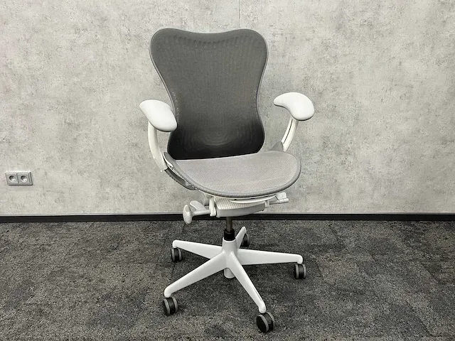 Herman miller mirra 2 butterfly - bureaustoel - afbeelding 1 van  18