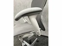 Herman miller mirra 2 butterfly - bureaustoel - afbeelding 9 van  18