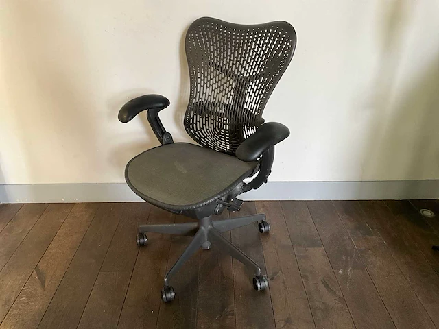 Herman miller mirra bureaustoel - afbeelding 1 van  6