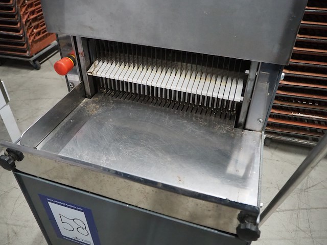 Herman - afbeelding 11 van  15