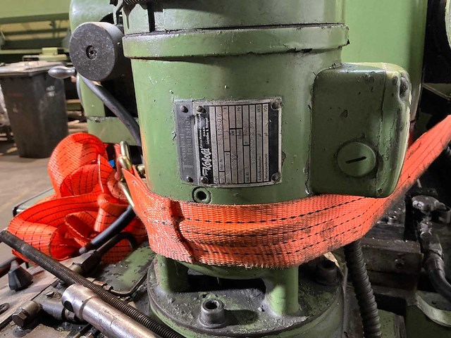 Herminghausen - centreless grinding machine - 1986 - afbeelding 4 van  12