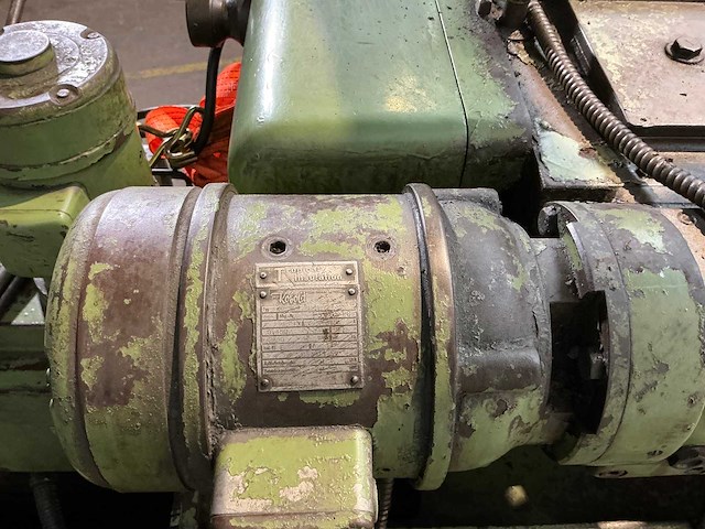 Herminghausen - centreless grinding machine - 1986 - afbeelding 9 van  12