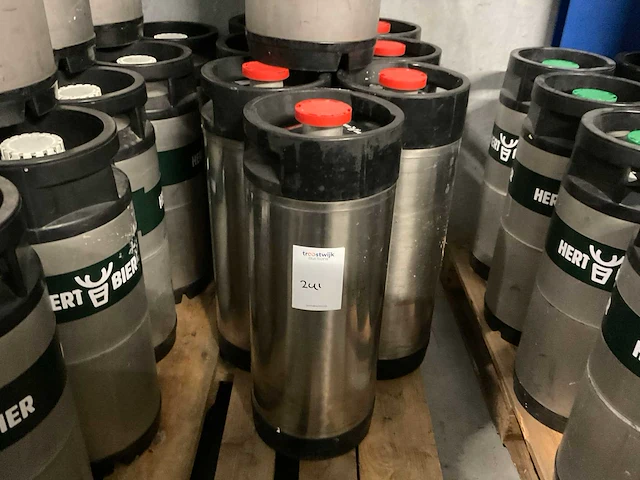 Hert bier zwaar leven 20l 7.7% fust bier (9x) - afbeelding 4 van  6