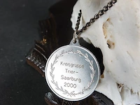 Hertengewei op houten schild - afbeelding 3 van  5