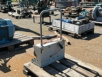 Hess 6075 schoenpoetsmachine - afbeelding 6 van  7