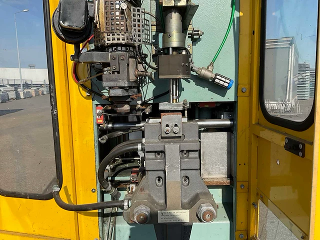 Hesta spuit gietmachine - afbeelding 13 van  29