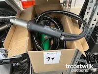 Hetelucht kunststoflasapparaat