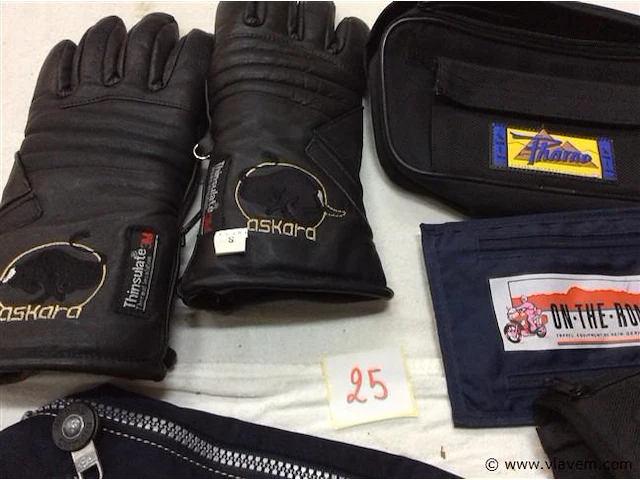 Heuptassen + handschoenen - afbeelding 2 van  2