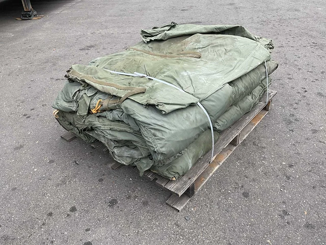 Hexagonale m-1950 legertent (8x) - afbeelding 1 van  5