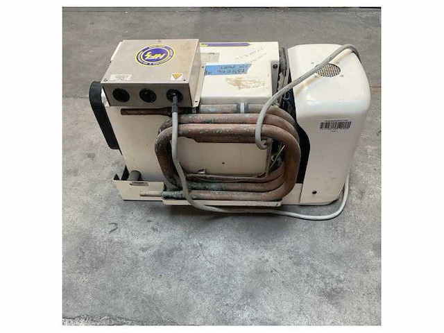 Hfl cmc70kcze 24000 btu stand alone aircon unit - afbeelding 1 van  6